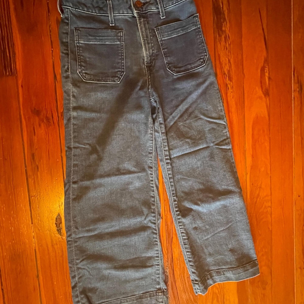 Gap cropped wideleg patch pocket jeans